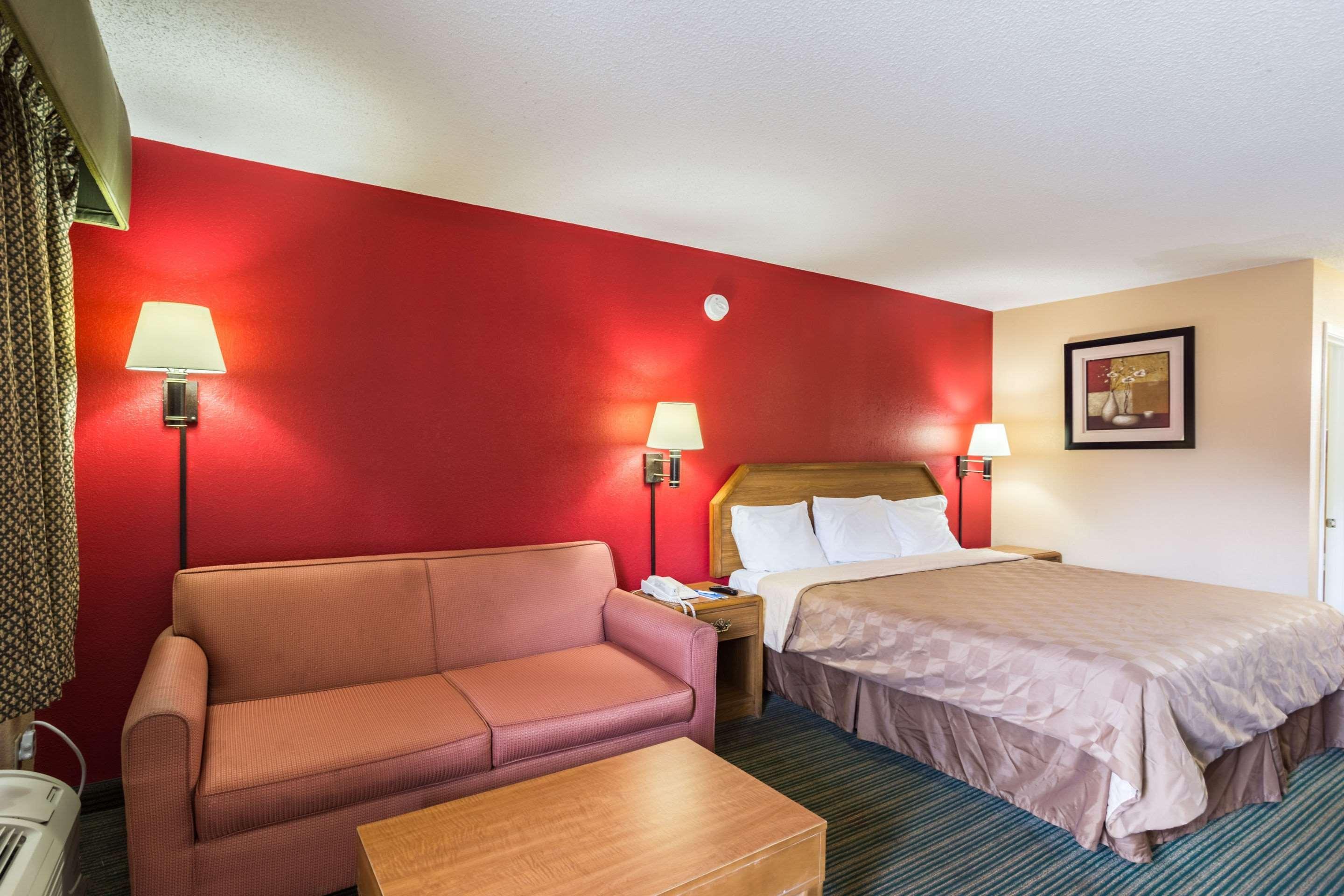 Hazlehurst Rodeway Inn מראה חיצוני תמונה